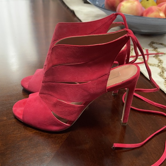Hugo Boss Pink Suede Heels - Picture 1 of 6